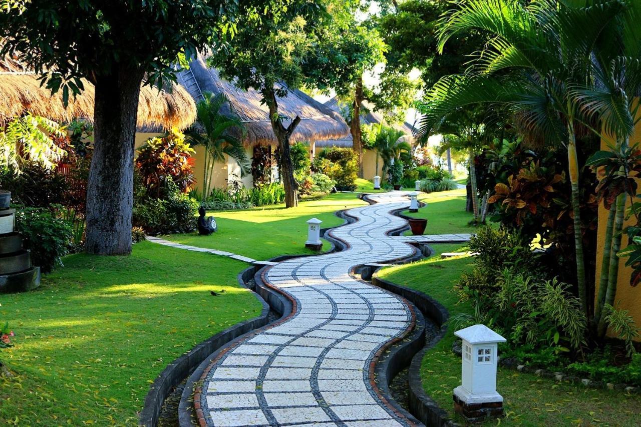 Siddhartha Oceanfront Resort & Spa Bali Кубу Екстериор снимка