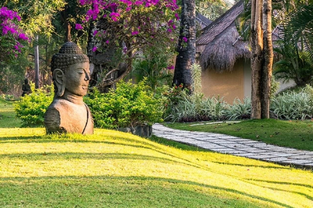 Siddhartha Oceanfront Resort & Spa Bali Кубу Екстериор снимка